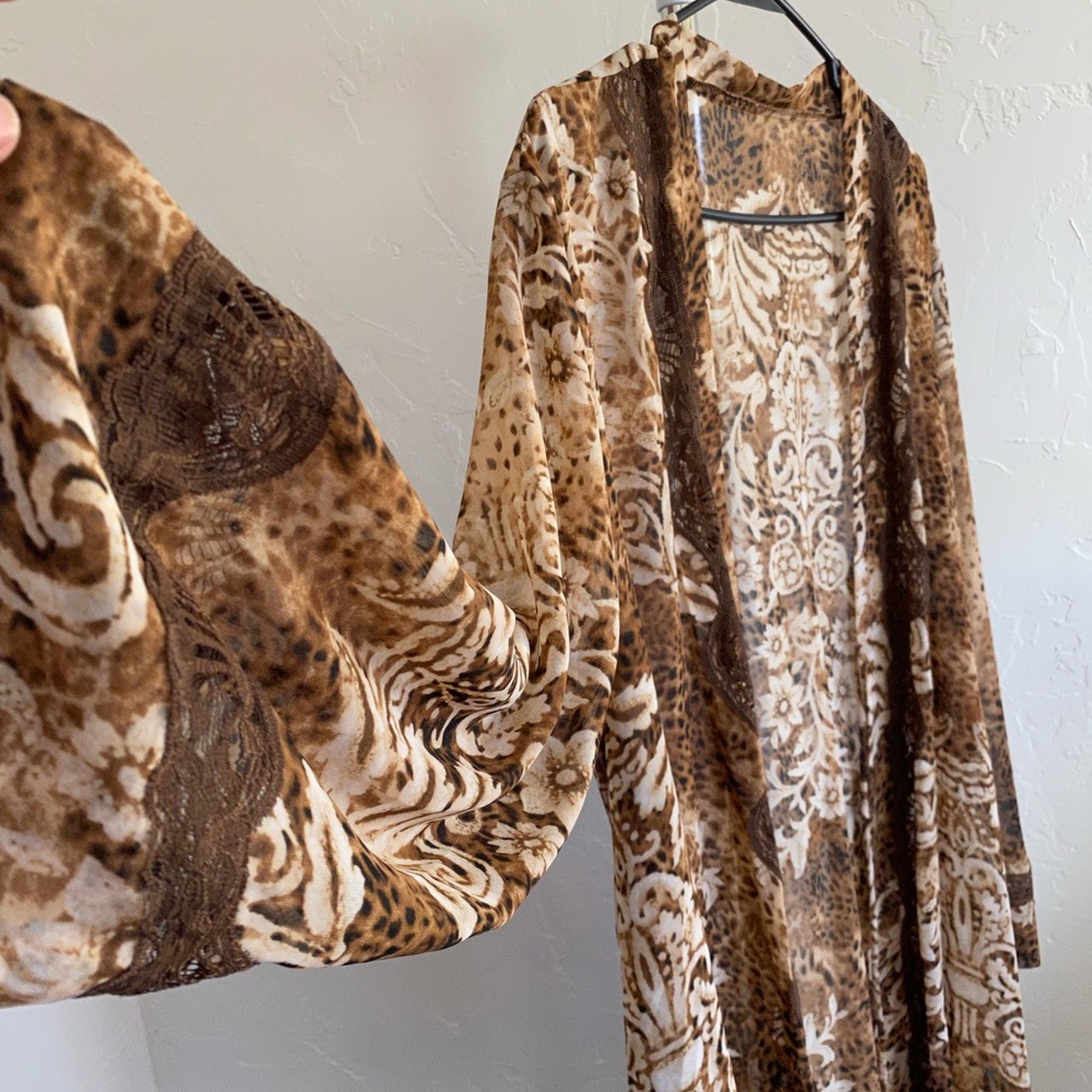 Cute printed vintage robe
